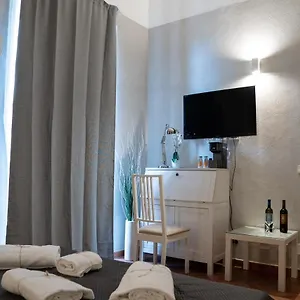 Mansion Pirandello Bed & Breakfast